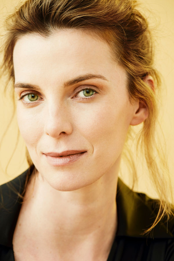 Betty Gilpin Author Photo